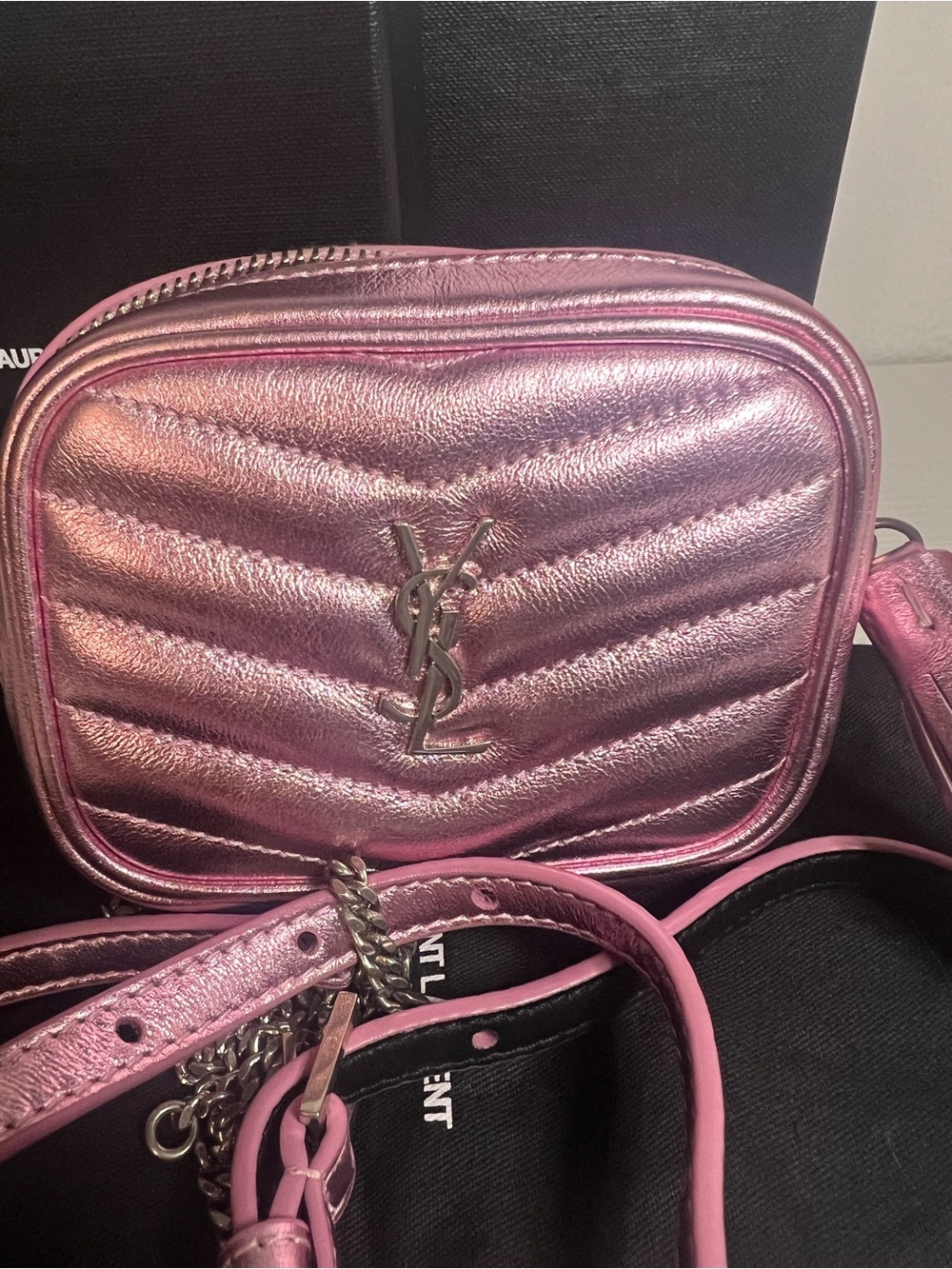 Saint Laurent Metallic Pink Quilted Lou Camera Bag with Tassel - Picture 5 of 16